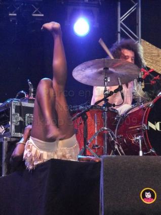 Pinkpop 2009 gebruiker foto - Noisettes